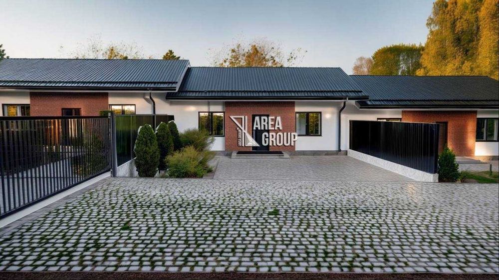 Стильний компактний будинок в класному районі