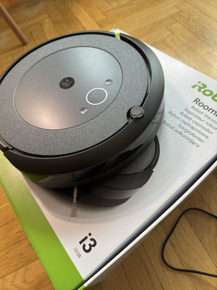 iRobot Roomba i3