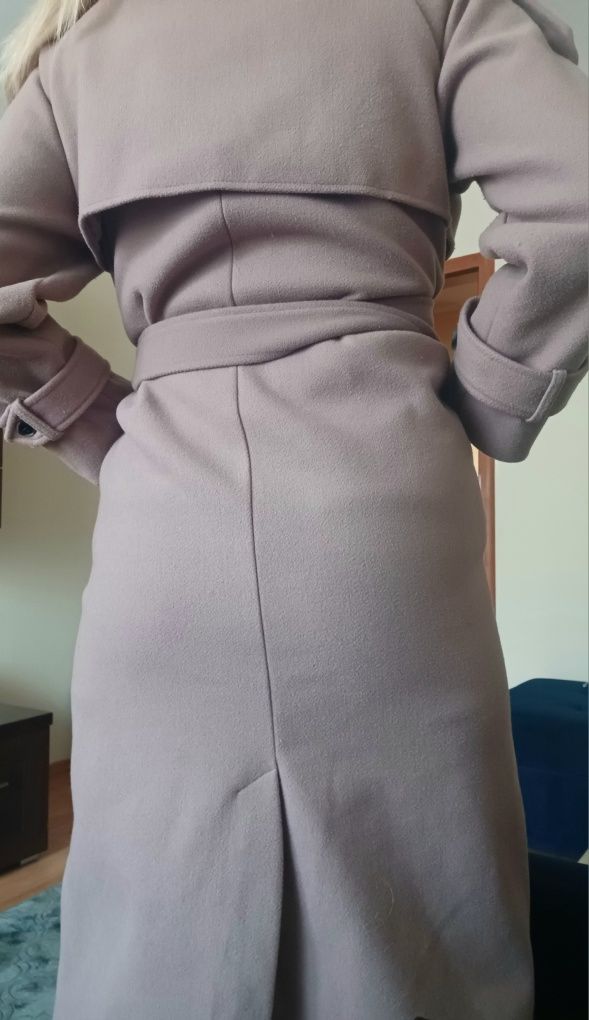 Piękny płaszcz oversize Sinsay