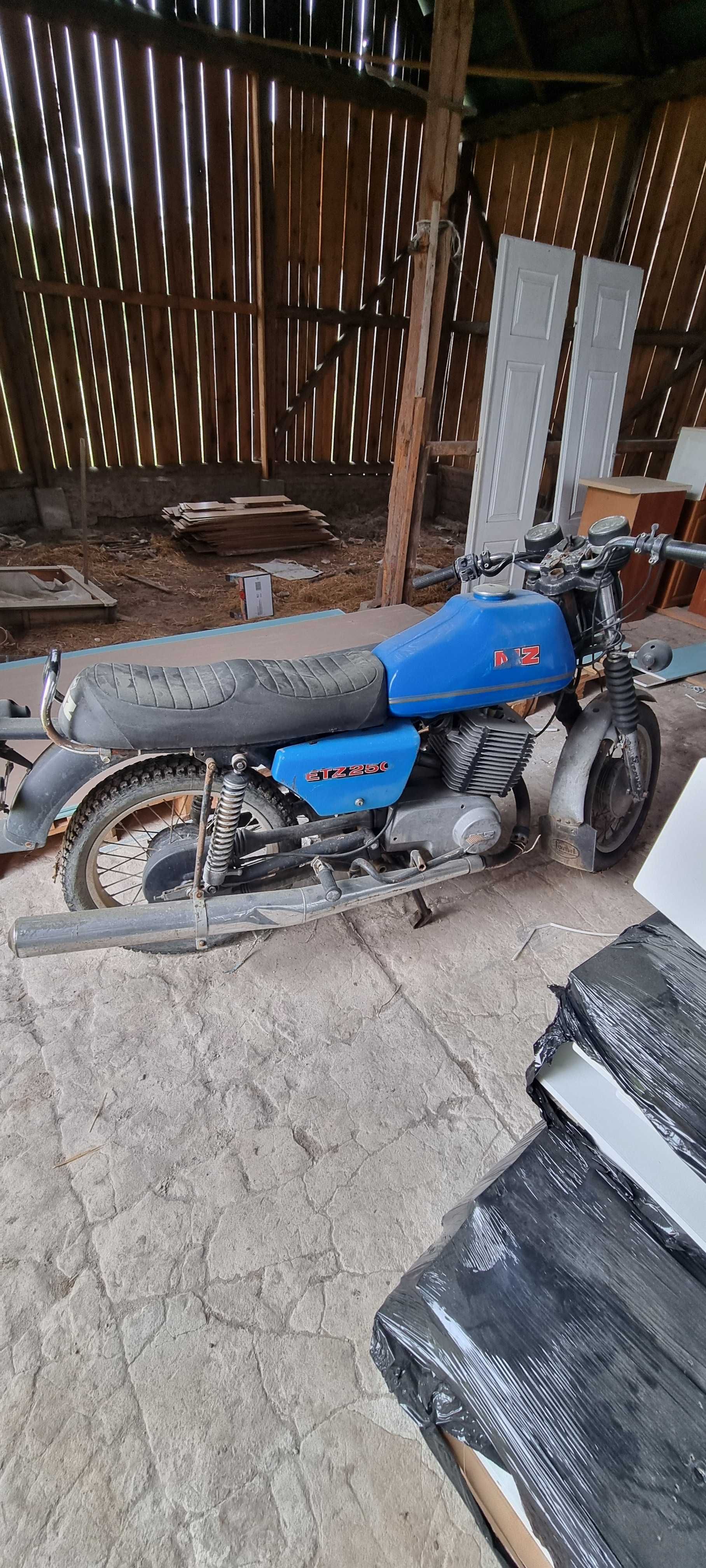 Sprzedam MZ ETZ 250