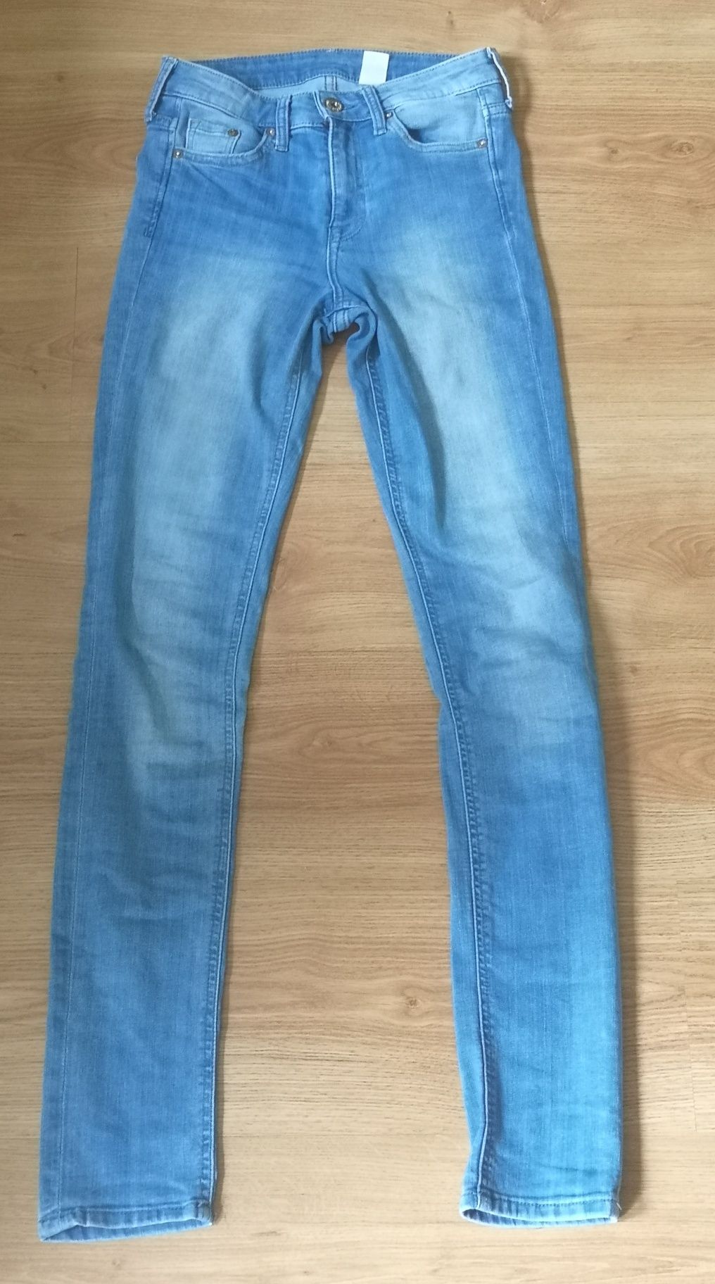 Jasne jeansy H&M