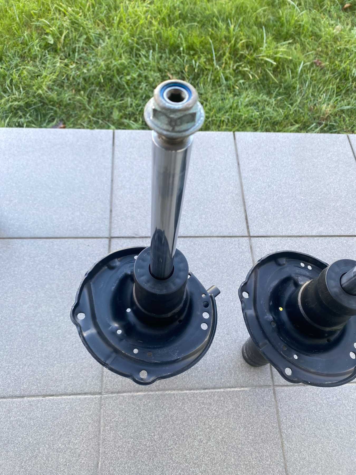 Амортизатор газомасляний передній VW, Skoda 742269SP Monroe