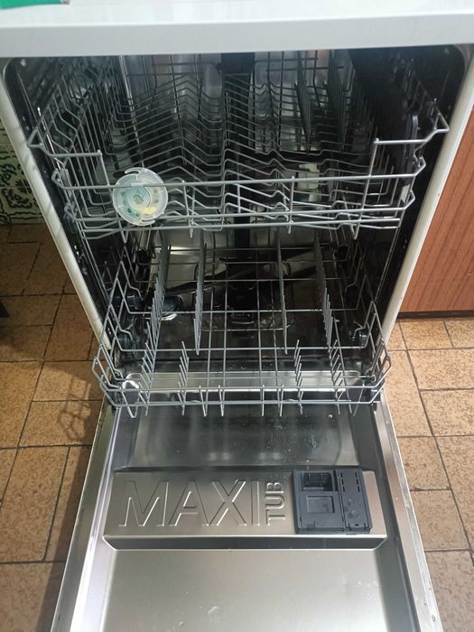 Maquina de lavar a loiça Candy