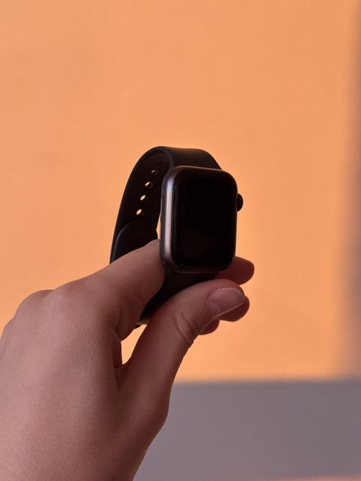 Apple watch 5 series