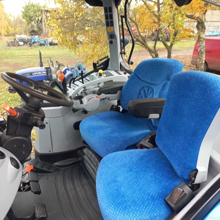 Продам трактор 
New Holland Т7060  2018 рік