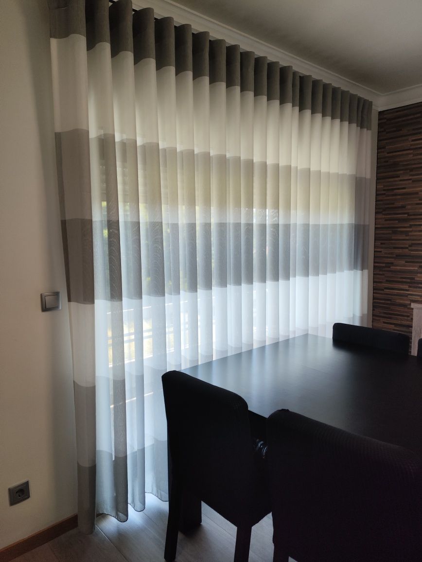 Cortinas com calha com NOVO