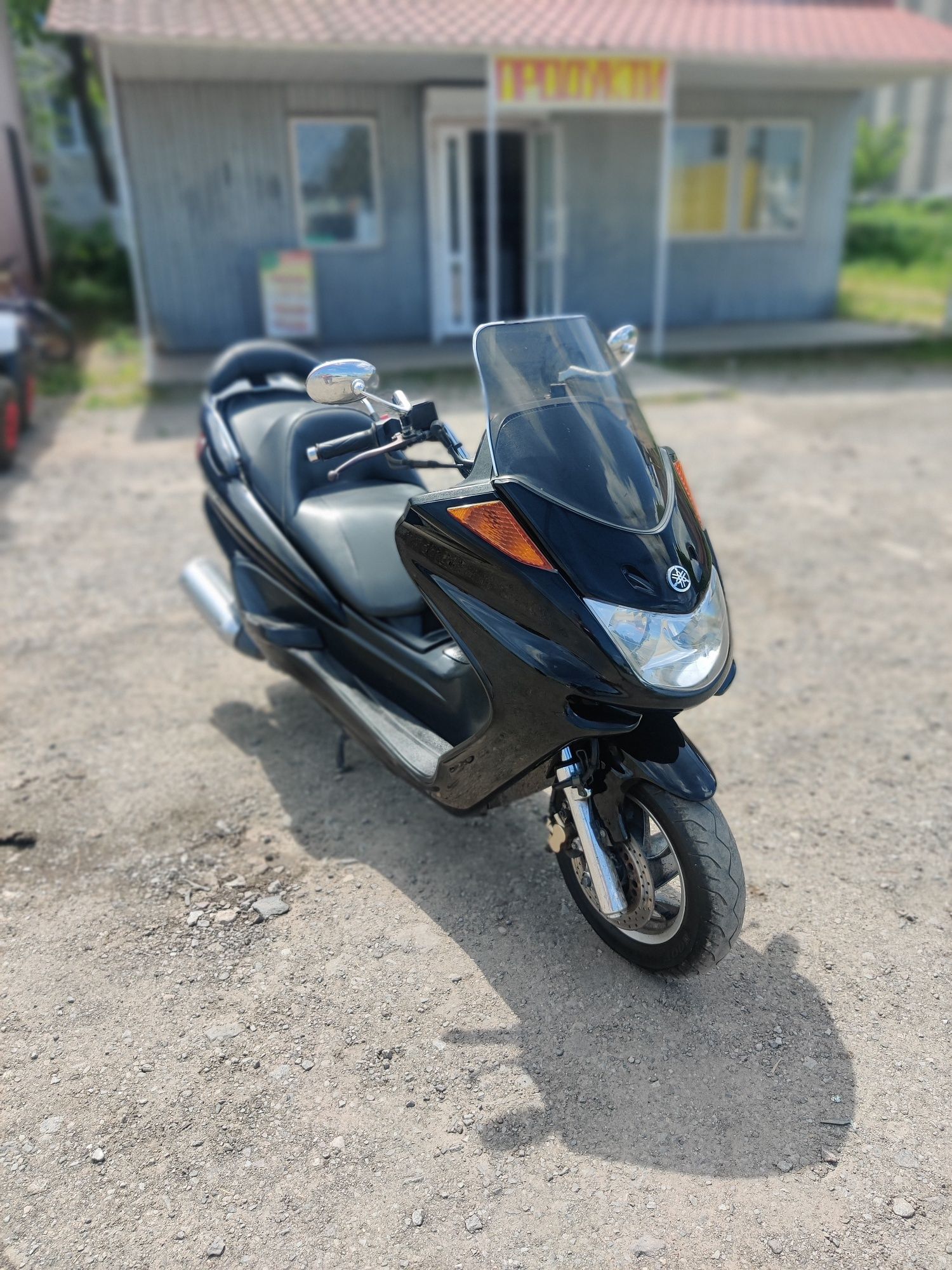 Максі скутер Yamaha Majesty 250