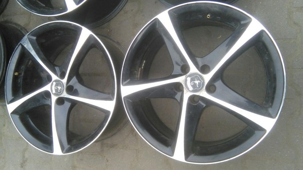 17 5x100 felgi aluminiowe ładny model Seat , Audi , Skoda , VW