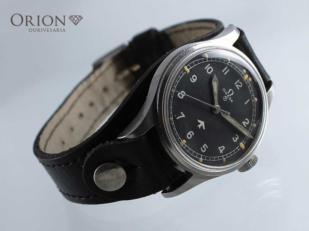 Omega Military Royal Air Force “Fat Arrow”