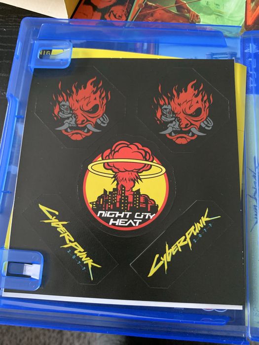 Cyberpunk 2077 PS4 / 5 PL – pełen zestaw + case