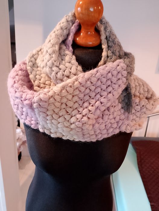 Ręcznie wykonane szale,chusty komimy