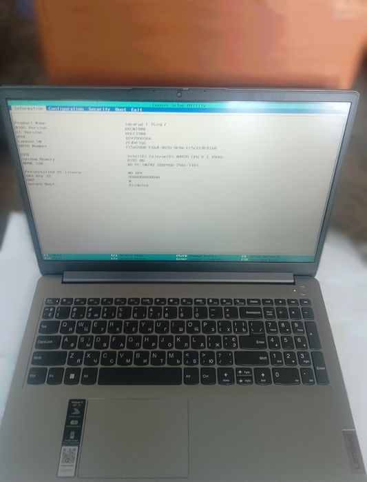 Ноутбук Lenovo продам