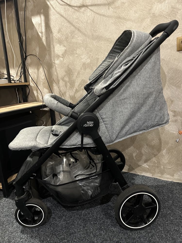 Продам коляску Britax  romer