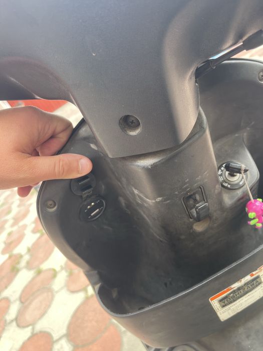 Продам на документах Suzuki lets 2