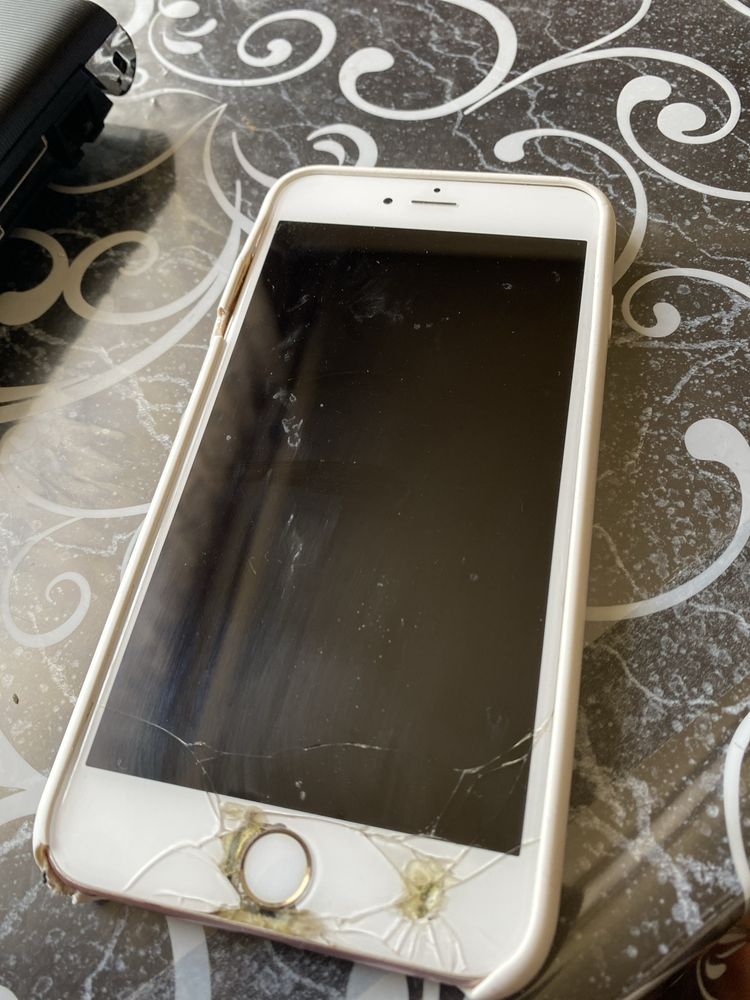 Iphone 6s plus не звичаний !