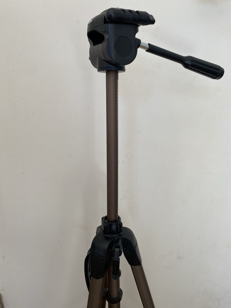 Tripé Hama Star 63 para camâra fotográfica