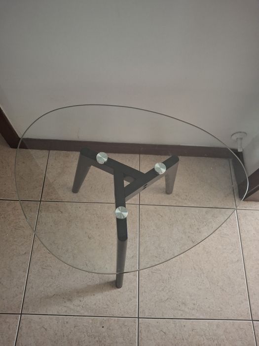 Mesa Apoio em vidro