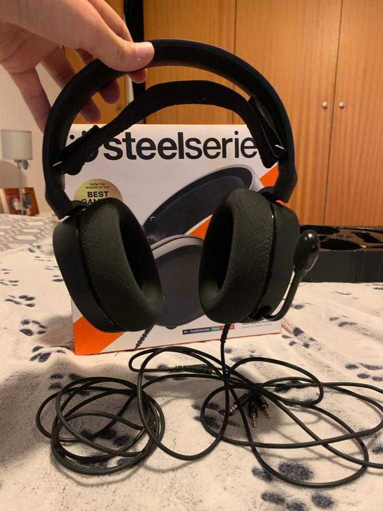 Auscultadores Gaming com Fio STEELSERIES Arctis 3