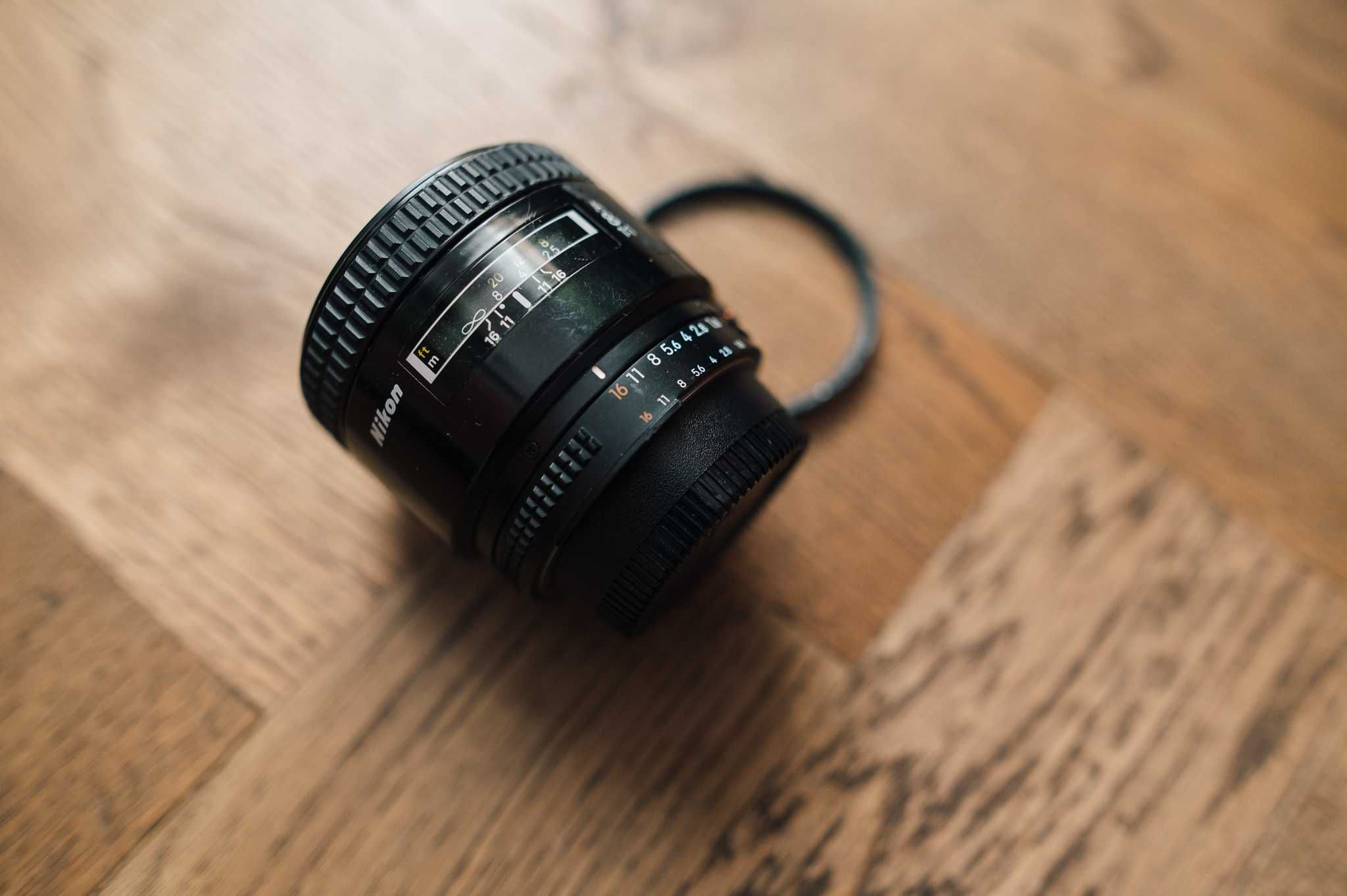 Obiektyw Nikon 85mm f1.8 D  + HOYA 62mm