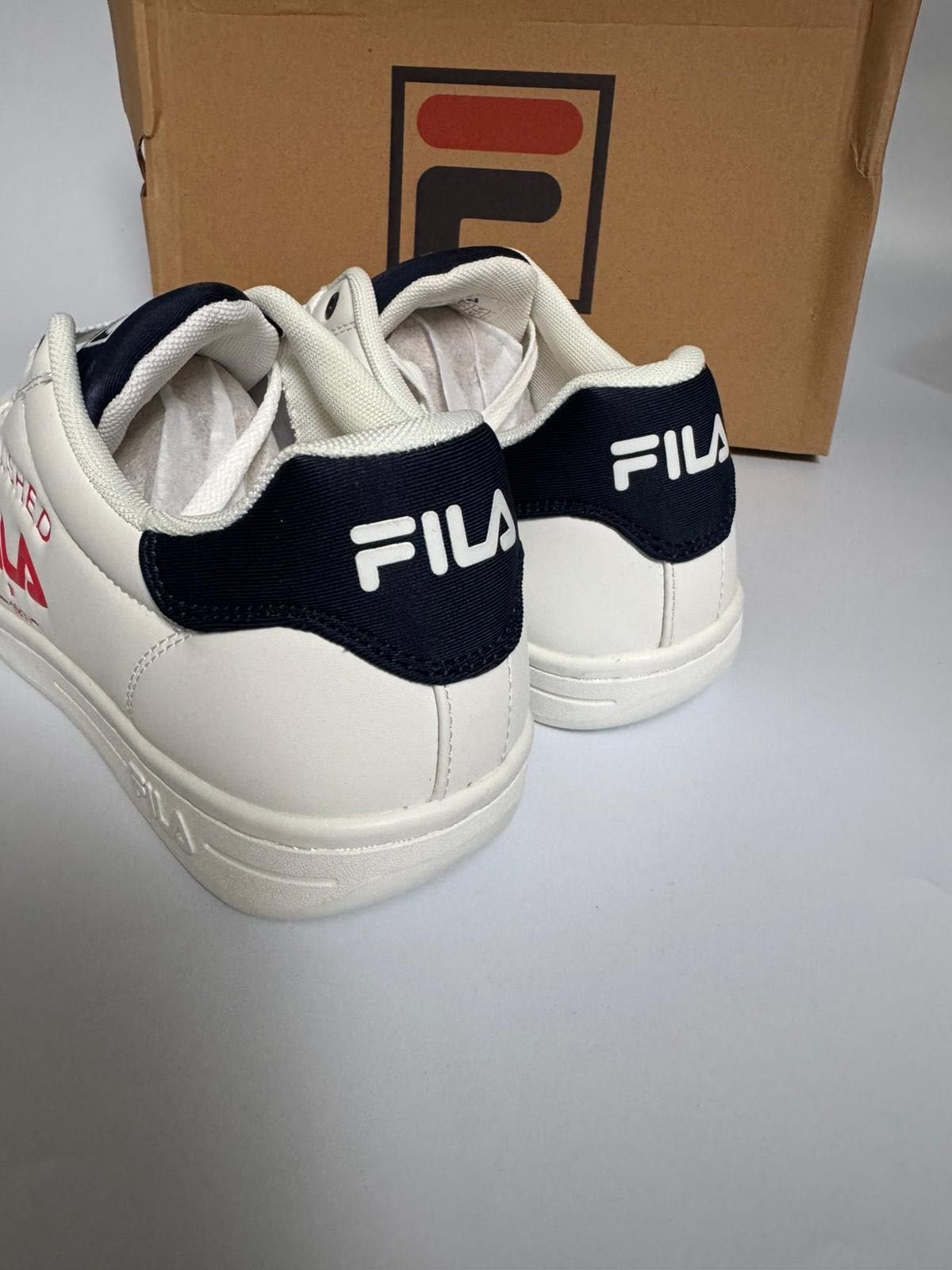 Nowe sneakersy męskie FILA CROSSCOURT 2 NT LOGO białe 44