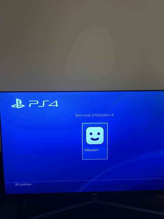 Playstation 4 + comando