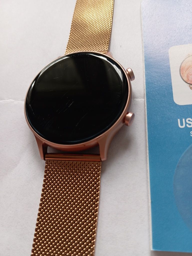 Zegarek smartwatch damski ma wszystkie możliwe funkcje dwa nowe paski