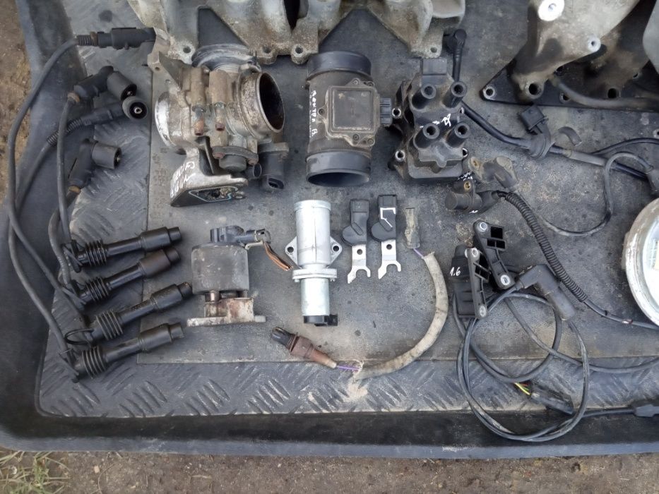 Колектор Opel Vectra B Omega B 1,6 1.8 2.0 2.2 випускний,впускний