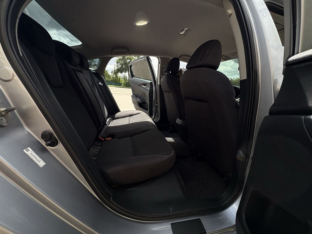 Honda insight 1.5 hybrid