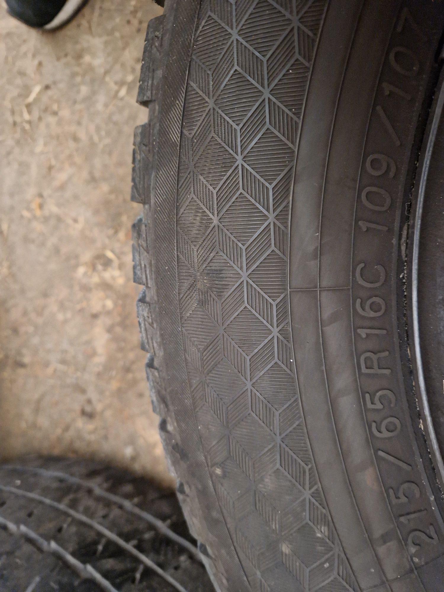 Opony wielosezon 215/65R16c 10mm Różne modele