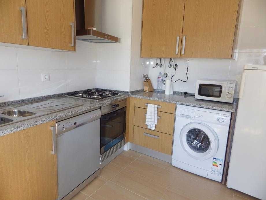 Apartamento T2 para férias com piscina