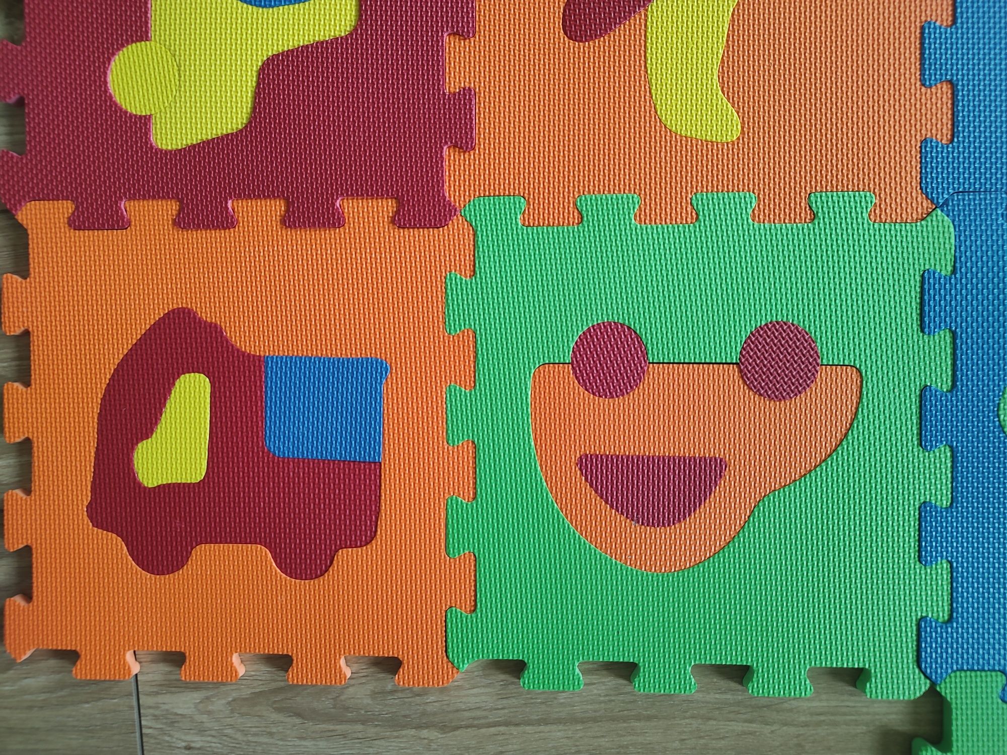 Puzzle na podłogę mata