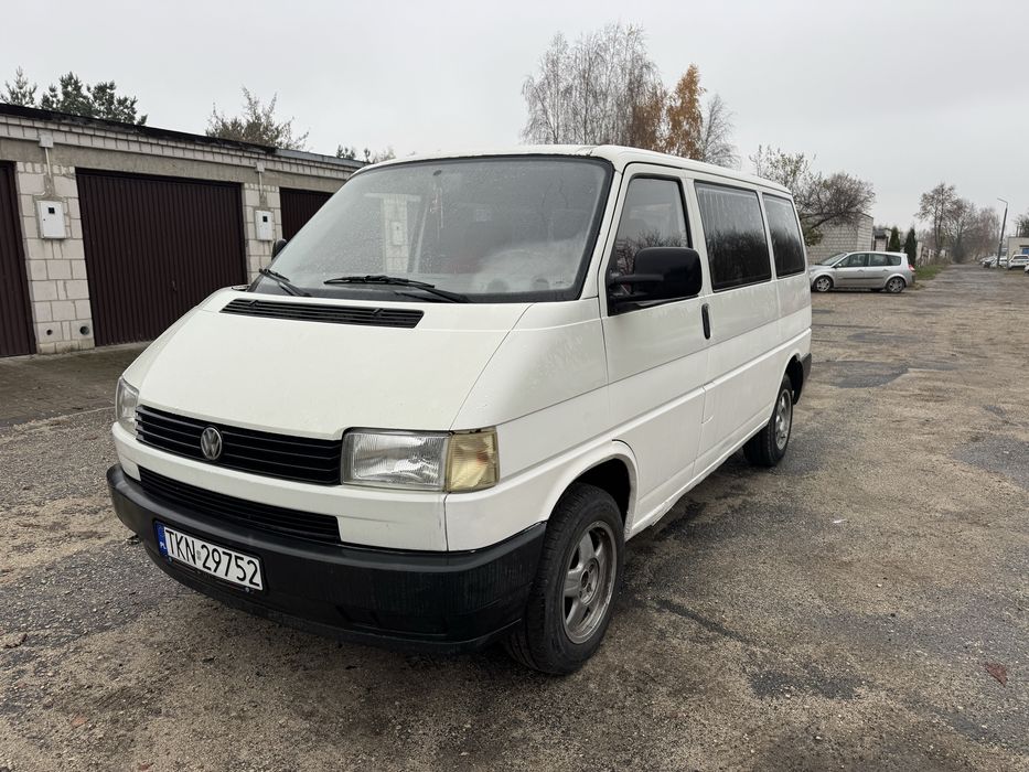 Volkswagen Transporter 1.9 diesel 8 osobowy