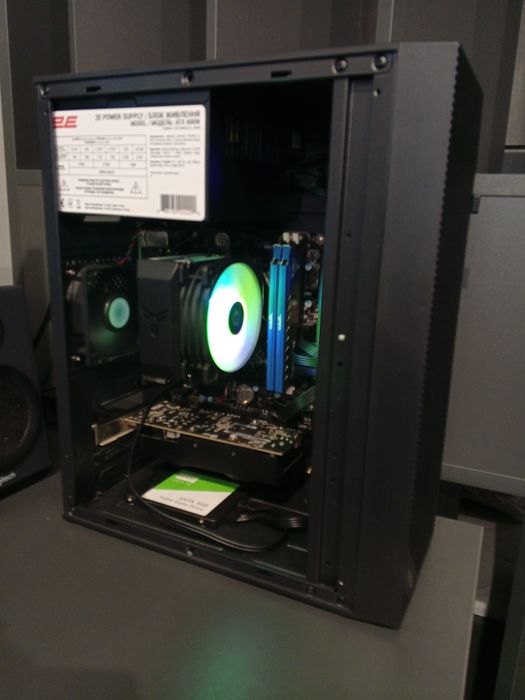 Компютер з монітором 32 дюйм