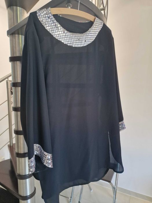 Elegancka tunika oversize z cekinami – stan bardzo dobry