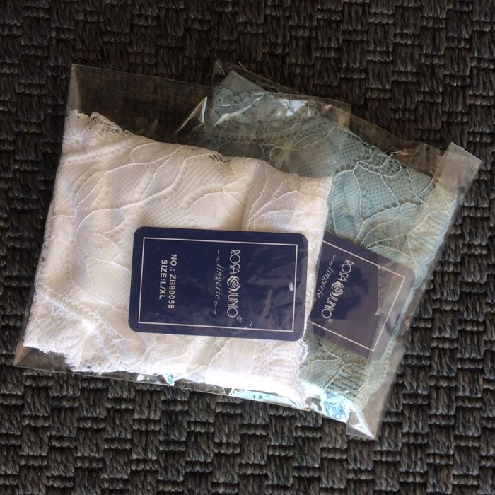 2 pares de cuecas Senhora - L/XL - NOVAS