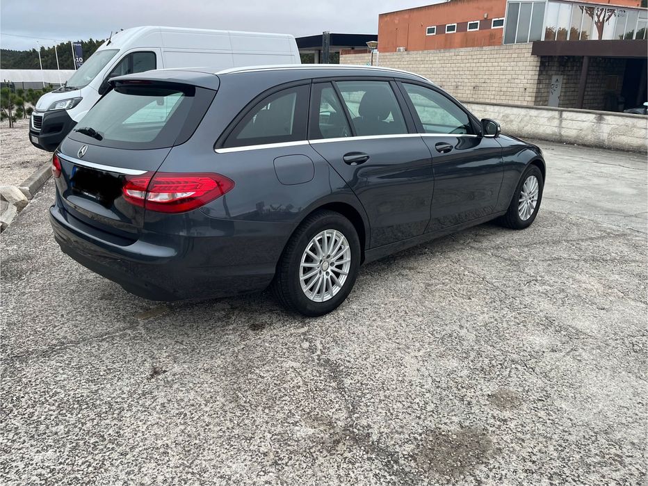 Mercedes C 180 à venda em perfeitas condições