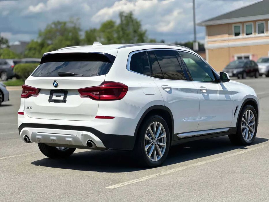 BMW X3      2019