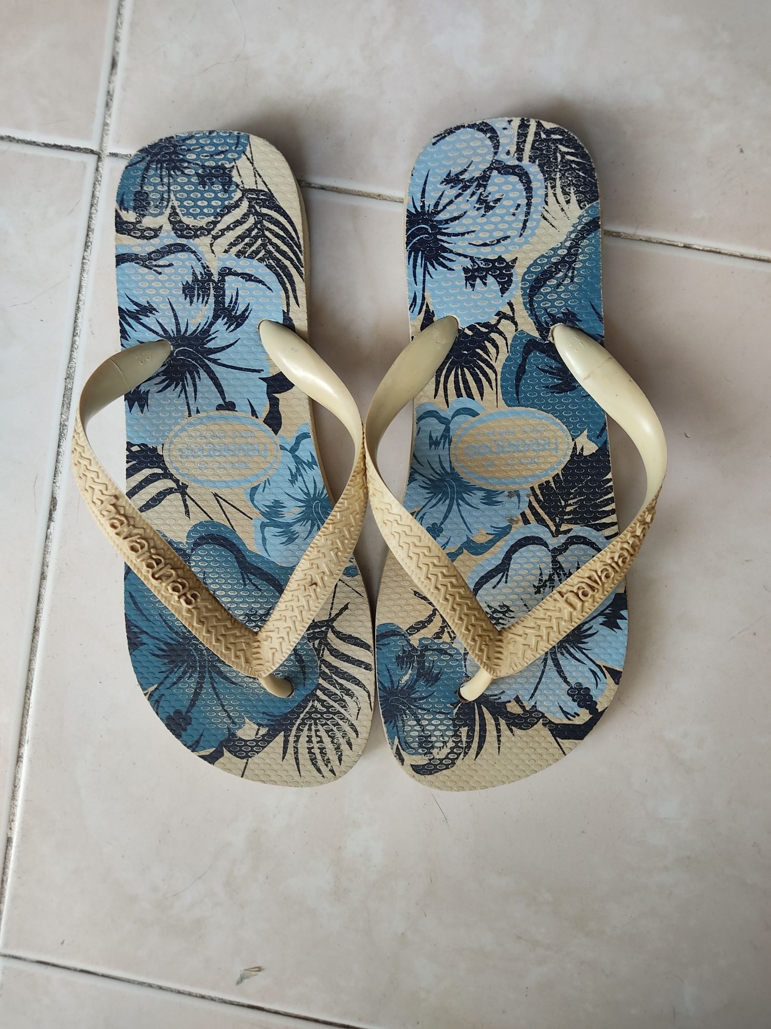 havaianas 38 em estado razoável