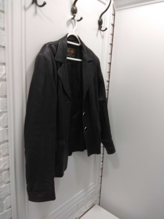 Куртка жіноча шкіряна  піджак жакет