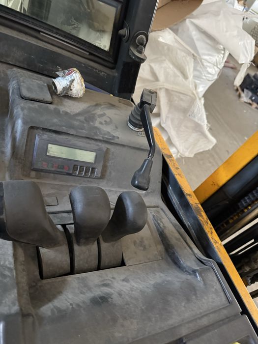 Навантажувач Штабелер-Річтрак Junghenrich