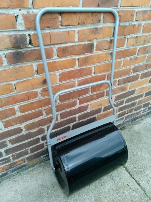 Wynajem Wertykulator Glebogryzarka STIHL Wiertnica Walec Zamiatarka