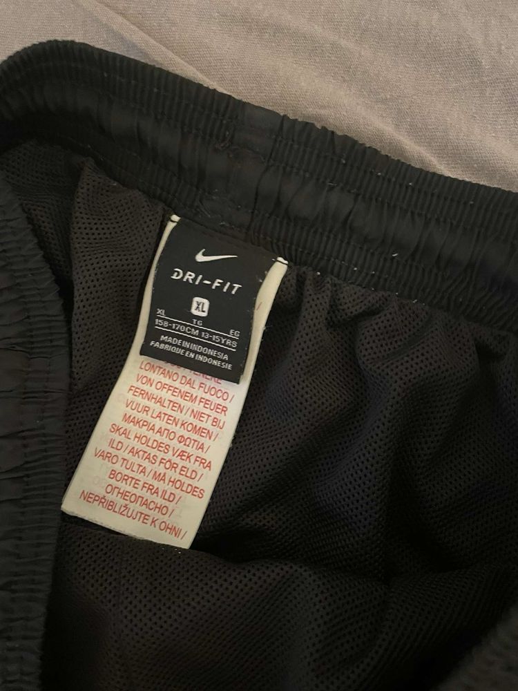 Dres drifit Nike