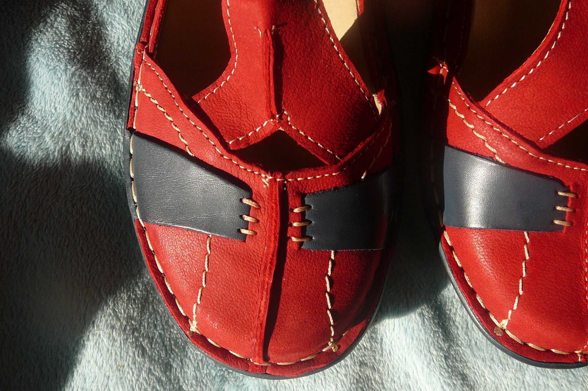 Buty  czerwone balerinki    Papilon  skóra naturalna 
rozm 36  Nowe