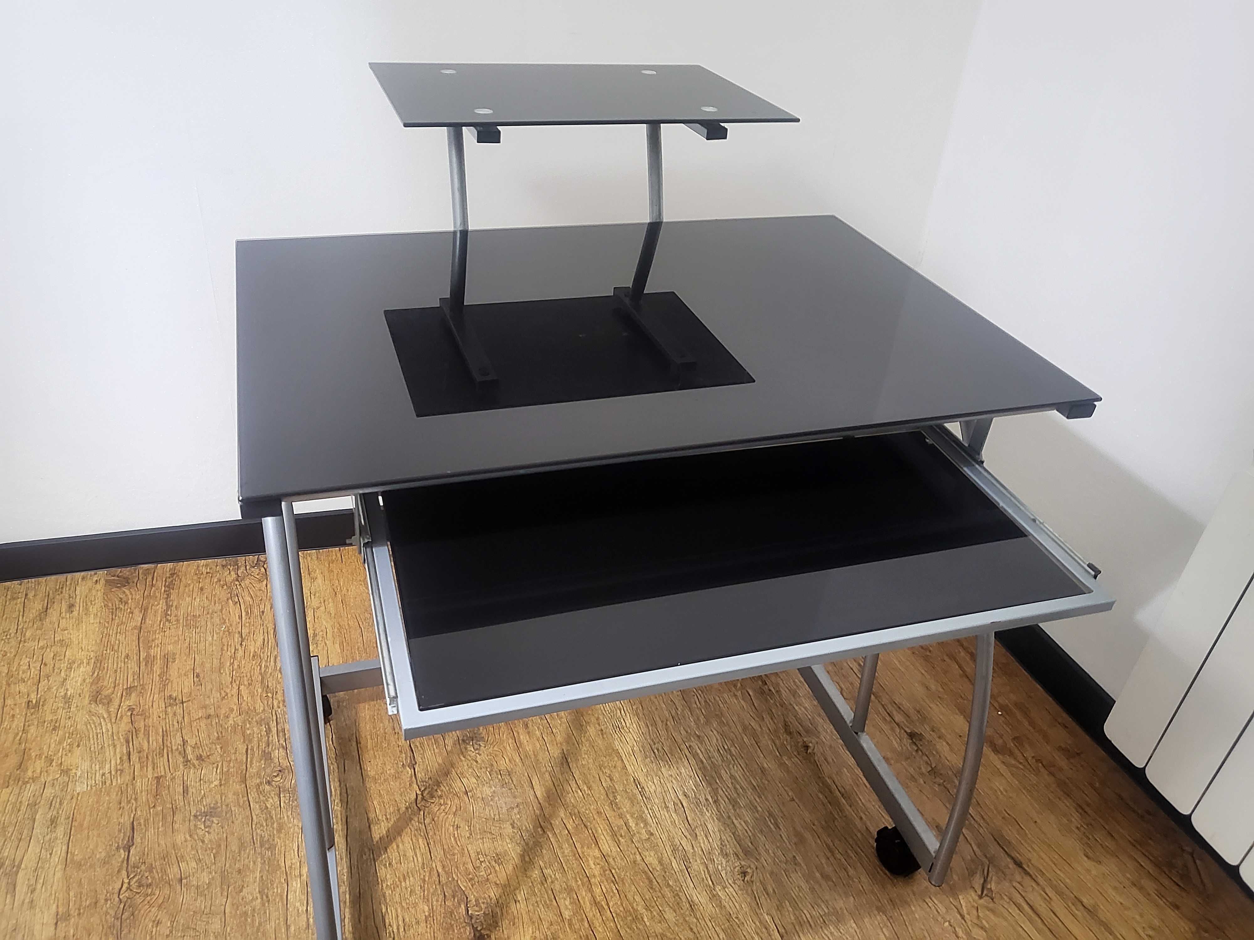 nowoczesne szklane biurko z nadstawką czarne szkło