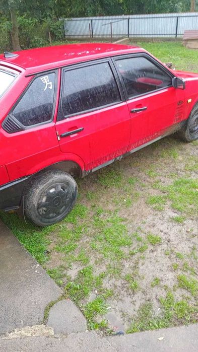 Продам машину ваз 2109