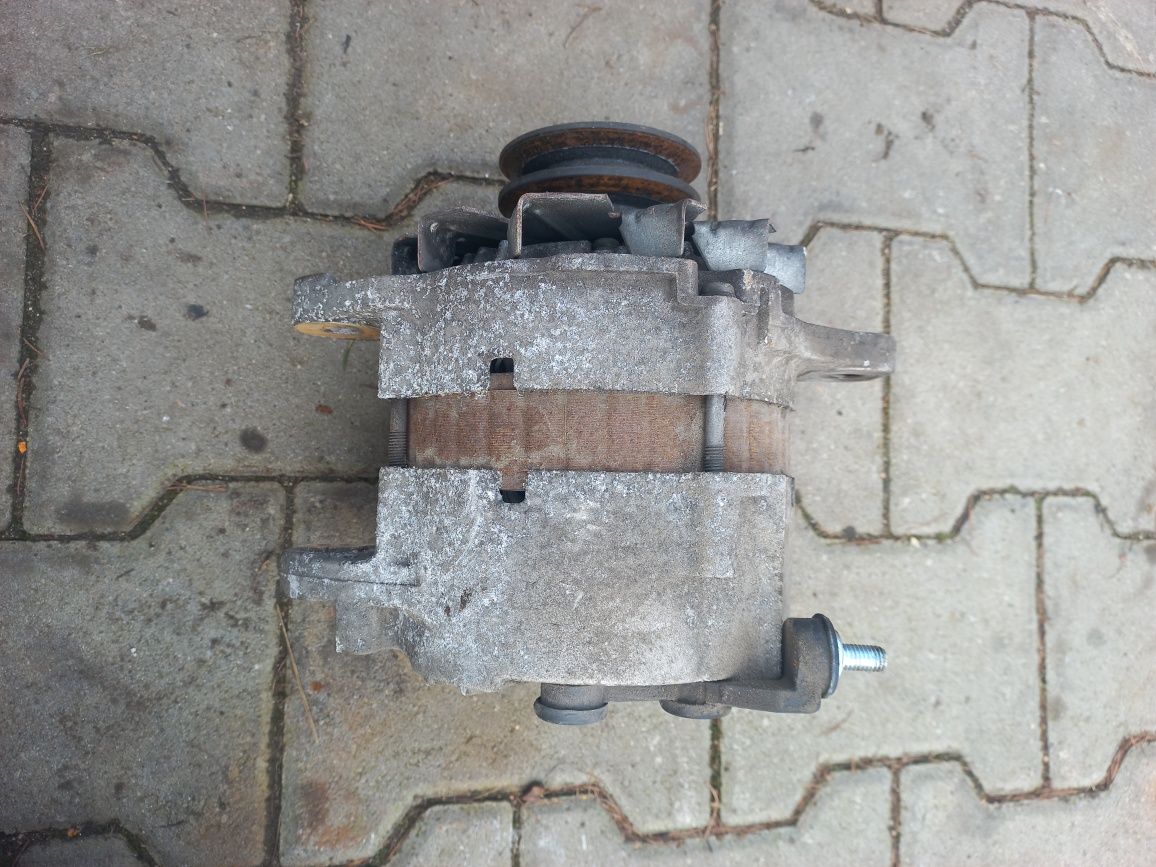 Mitsubishi canter fuso 7c14 3.9td alternator 24v