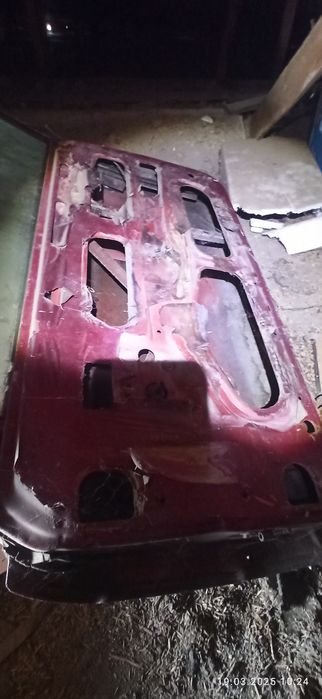 Дверь правая BMW E 21