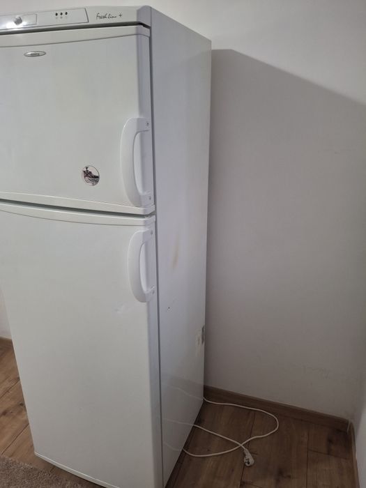 Amica AZC4103P – lodówka 240 l, klasa A, w dobrym stanie