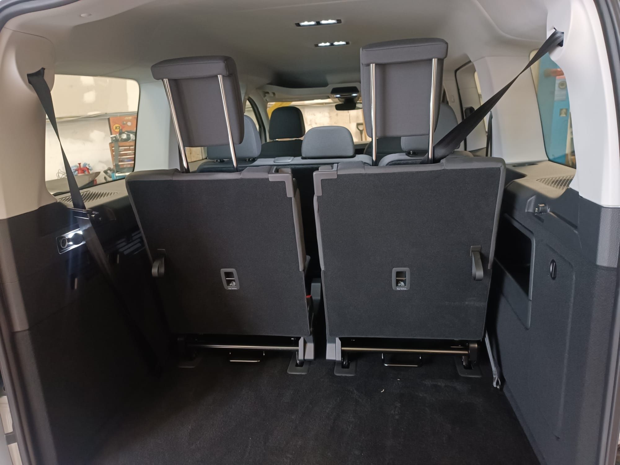 Nowe fotele do VW Caddy 5 (3 rząd - 6 i 7 miejsce)