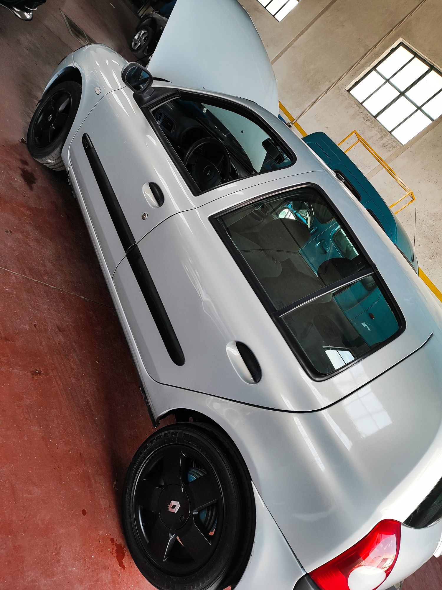 Renault Clio Diesel 2004
Vendo Renault Clio 2004
Diesel, 5 lugares.